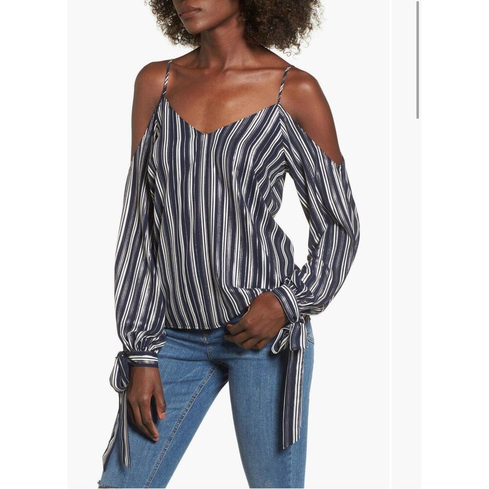 Lush Women’s Size Small Blue Silver Metallic Cold Shoulder Tie Sleeve Blouse - Picture 8 of 11